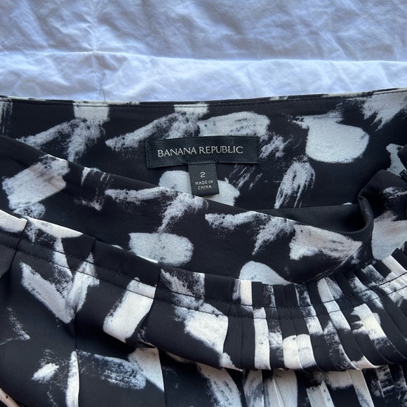 CUTE skirt! - Picture 4 of 4